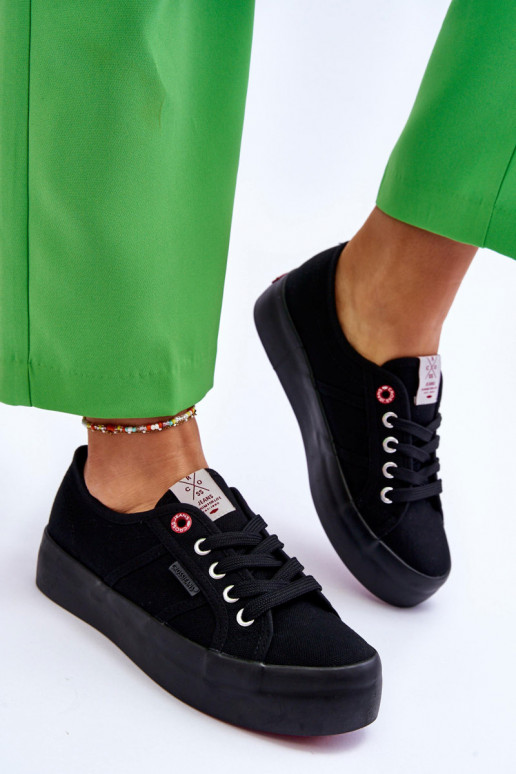 Dámske topánky s platformou Cross Jeans LL2R4039 čiernej farby