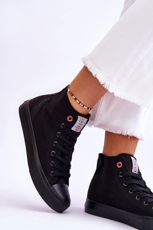 Cross Jeans LL2R4088C čiernej farby ležérne topánky klasického modelu Cross Jeans LL2R4088C čiernej farby ležérne topánky klasického modelu