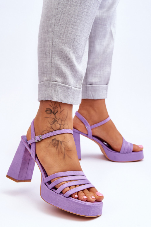 Elegantné semišové vysoké podpätky a platforma Purple Verda