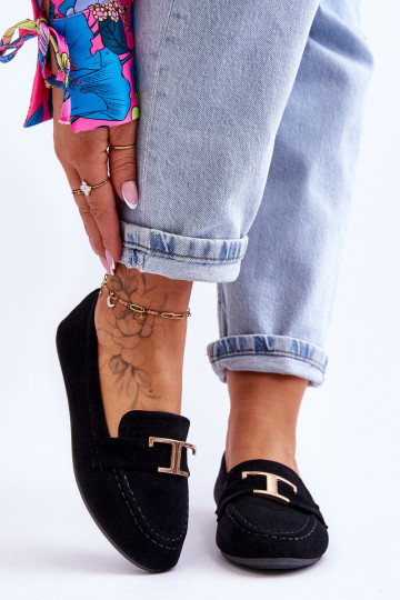 Klasické slip-on mokasíny v čiernej farbe Carly
