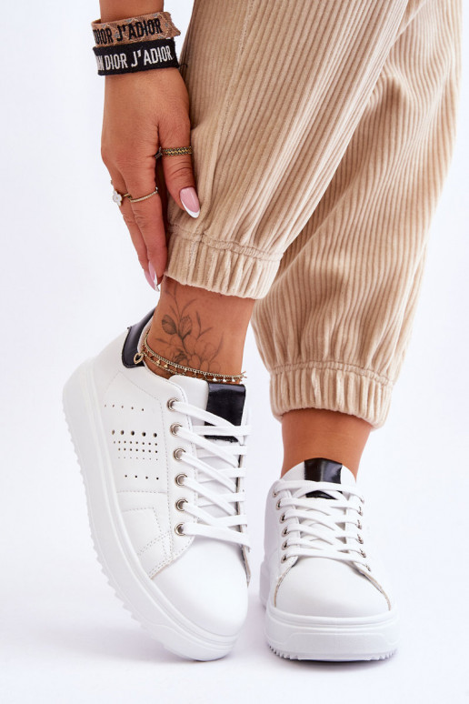 Topánky v športovom štýle Bielo-čierne Be First! Topánky v športovom štýle Bielo-čierne Be First!