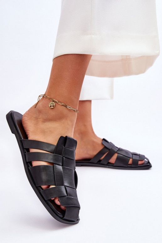 Papuče s pásikmi v čiernej farbe Reyna