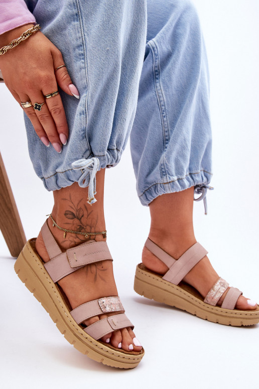 Ružové sandále s nalepovacím zapínaním Fresh Look