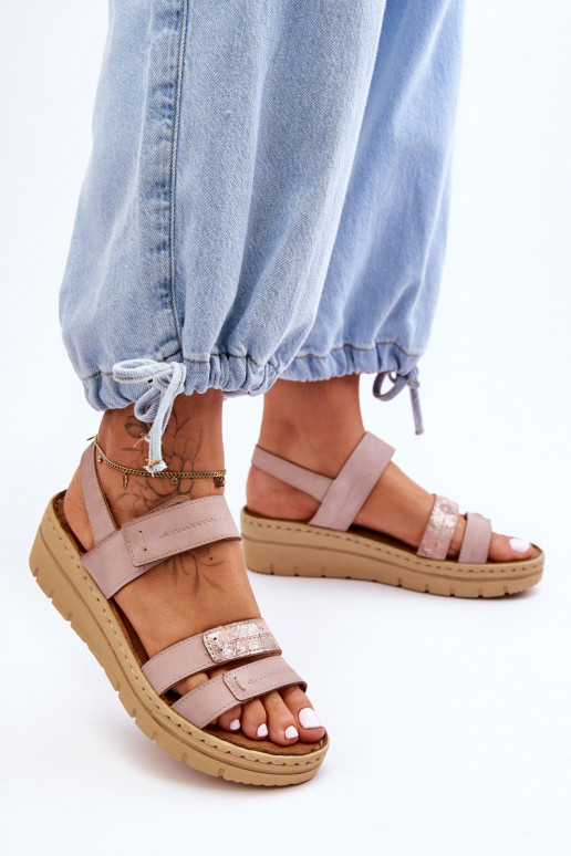 Ružové sandále s nalepovacím zapínaním Fresh Look