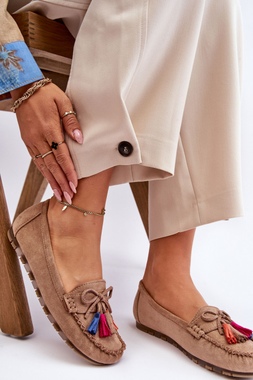 Semišové mokasíny so strapcami v béžovej farbe Dorine Semišové mokasíny so strapcami v béžovej farbe Dorine