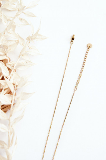 Náhrdelník v zlatej farbe 2