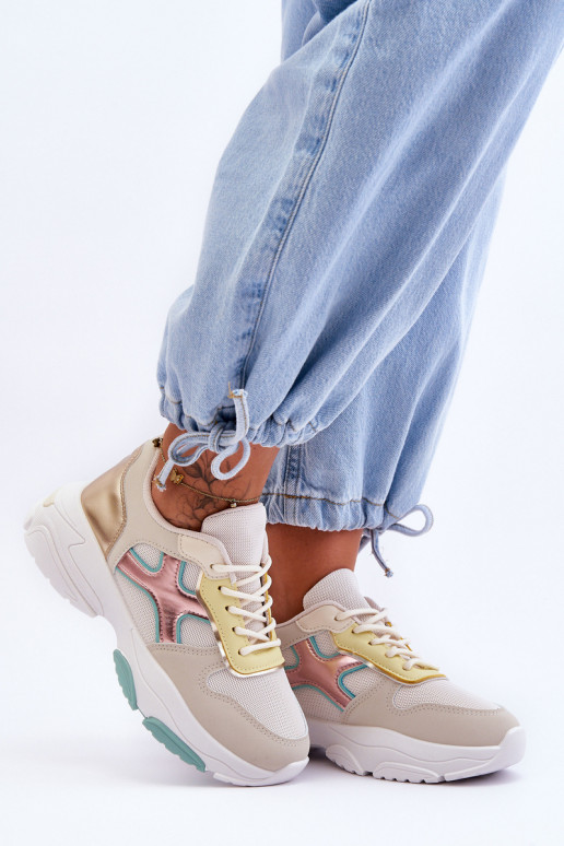 Tenisky model topánok so šnúrkami v rôznych farbách značky Cortes Tenisky model topánok so šnúrkami v rôznych farbách značky Cortes