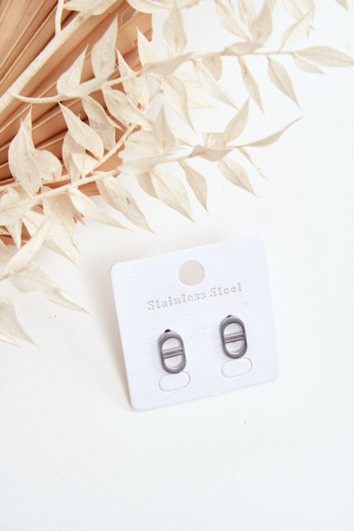 Oválne náušnice striebornej farby