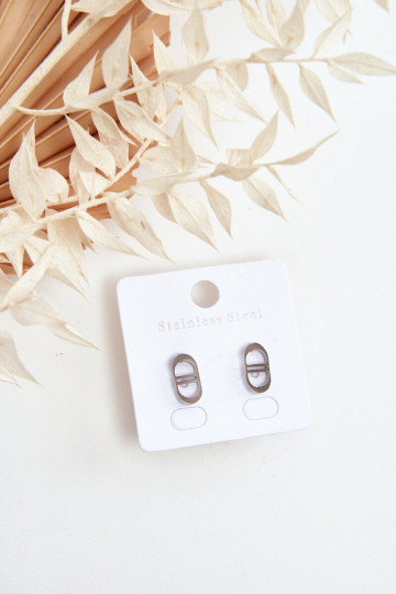 Oválne náušnice striebornej farby 2