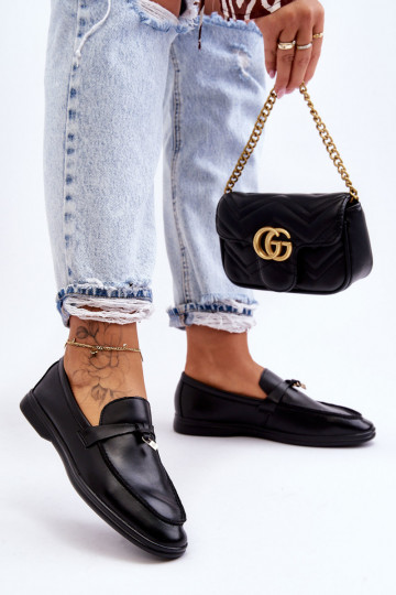 Klasický model dámskych mokasín v čiernej farbe Cortez