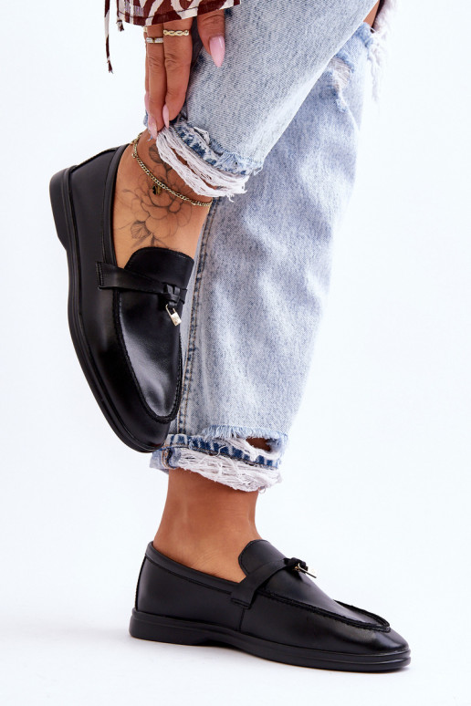 Klasický model dámskych mokasín v čiernej farbe Cortez