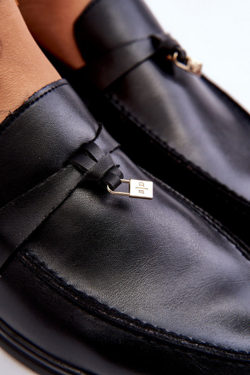 Klasický model dámskych mokasín v čiernej farbe Cortez