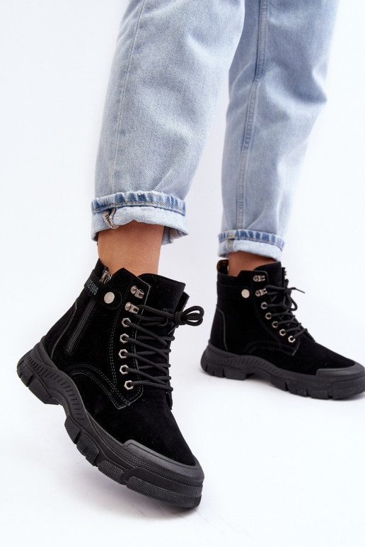 vyteplené zo semišu Dámske čižmy čiernej farby Jailina vyteplené zo semišu Dámske čižmy čiernej farby Jailina