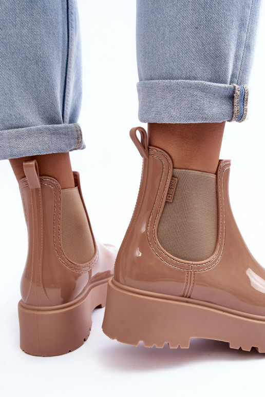 s lakovým efektom Gumové topánky Čižmy s platformou Big Star MM274396 béžovej farby