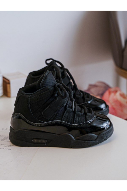 Detské tenisky so šnúrkami v čiernej farbe Darina Detské tenisky so šnúrkami v čiernej farbe Darina