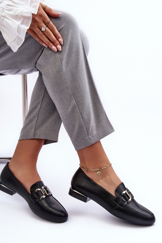 dámske mokasíny s ornamentami v čiernej farbe Camilena