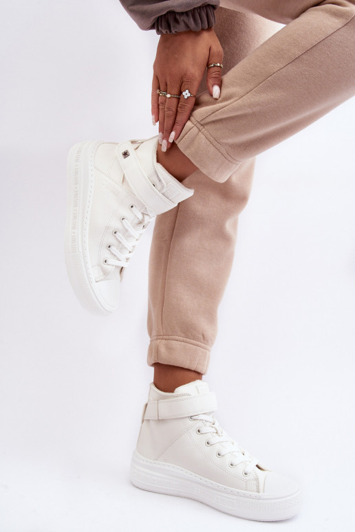 Zateplené voľnočasové topánky s platformou Big Star bielej farby MM274006