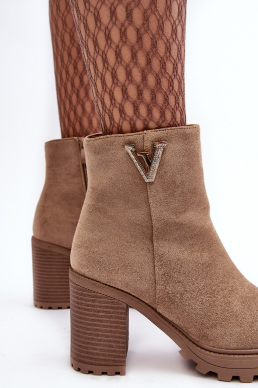 Semišové členkové čižmy s ornamentami béžovej Strong Semišové členkové čižmy s ornamentami béžovej Strong