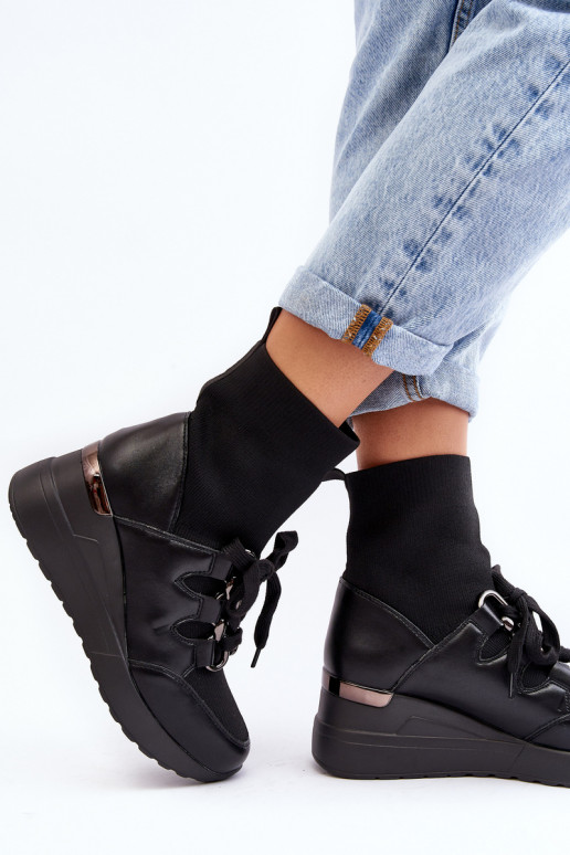 Čižmy s ponožkovou podrážkou v čiernej farbe Helladina Čižmy s ponožkovou podrážkou v čiernej farbe Helladina