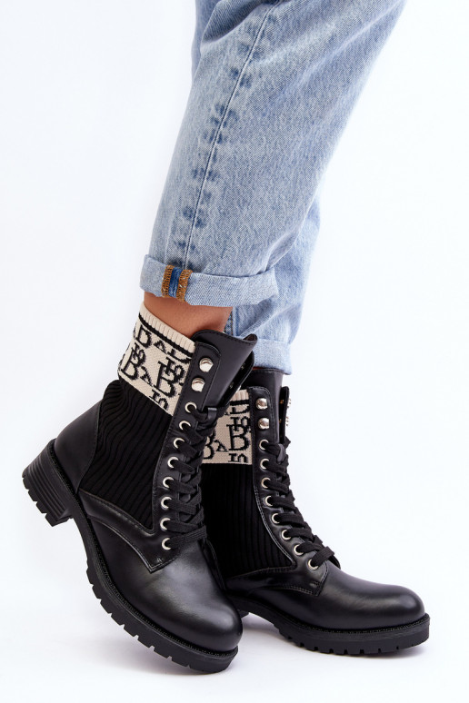 čižmy s ponožkovou podrážkou v čiernej farbe Hakina čižmy s ponožkovou podrážkou v čiernej farbe Hakina