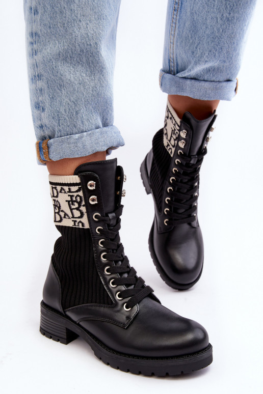 čižmy s ponožkovou podrážkou v čiernej farbe Hakina čižmy s ponožkovou podrážkou v čiernej farbe Hakina