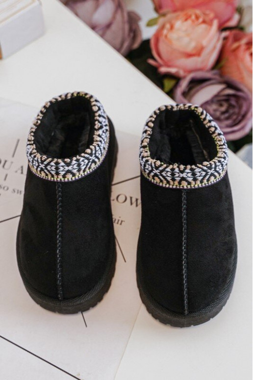 Detské papuče odolného modelu na zateplenie v čiernej farbe Olivane Detské papuče odolného modelu na zateplenie v čiernej farbe Olivane