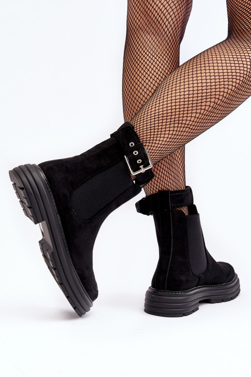 štýlové čižmy vyrobené zo semišu s módnou masívnou podrážkou v čiernej farbe Ozaro štýlové čižmy vyrobené zo semišu s módnou masívnou podrážkou v čiernej farbe Ozaro