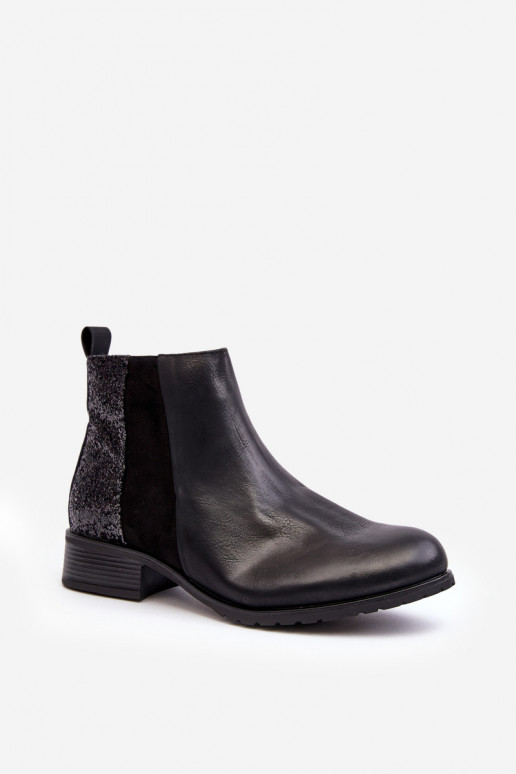 Čižmy na širokých podpätkoch s lesklými šupinami v čiernej farbe Messio Čižmy na širokých podpätkoch s lesklými šupinami v čiernej farbe Messio