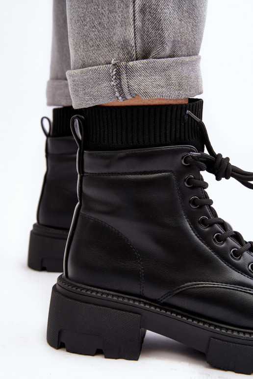 topánky Dámske čižmy s podrážkou ponožkového typu v čiernej farbe Rivella