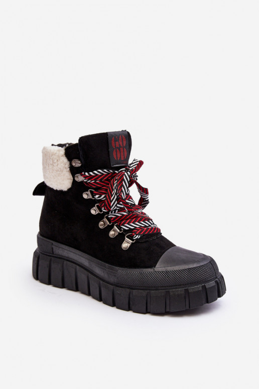 oteplené čižmy s masívnou podrážkou v čiernej farbe Ralotta oteplené čižmy s masívnou podrážkou v čiernej farbe Ralotta