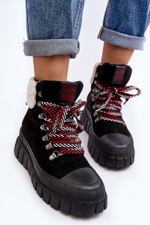 oteplené čižmy s masívnou podrážkou v čiernej farbe Ralotta oteplené čižmy s masívnou podrážkou v čiernej farbe Ralotta