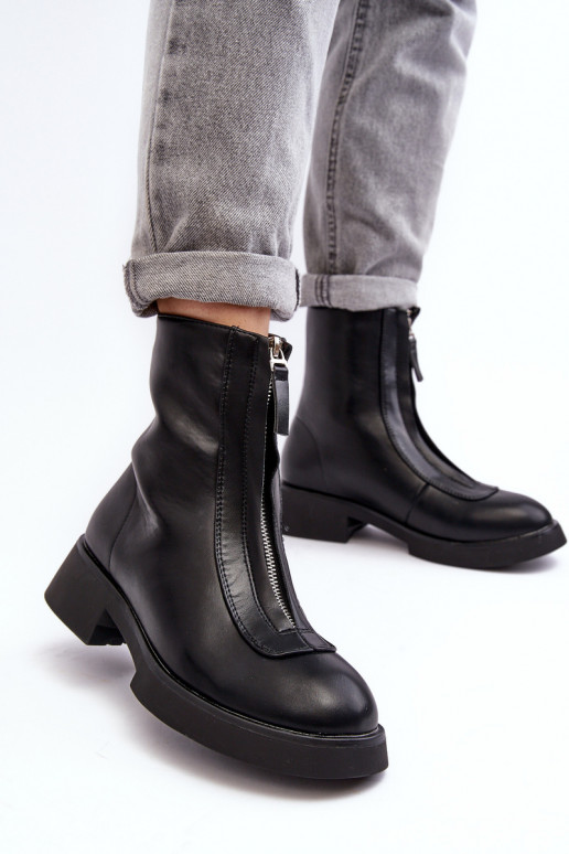 Čižmy na širokých podpätkoch so zipsom v čiernej farbe Elkasa Čižmy na širokých podpätkoch so zipsom v čiernej farbe Elkasa