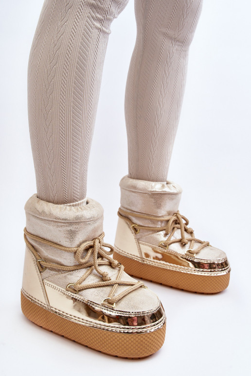 snehule so štýlovými detailmi v zlatej farbe Toolsa snehule so štýlovými detailmi v zlatej farbe Toolsa