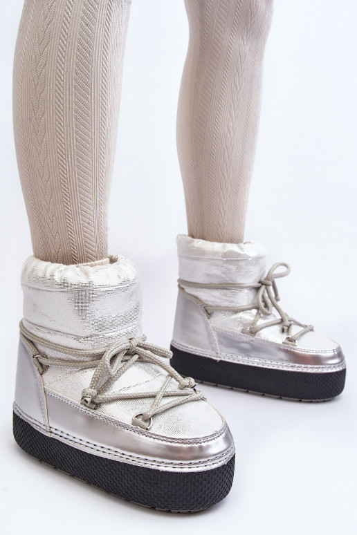 snehule so štýlovými detailmi v striebornej farbe Toolsa snehule so štýlovými detailmi v striebornej farbe Toolsa