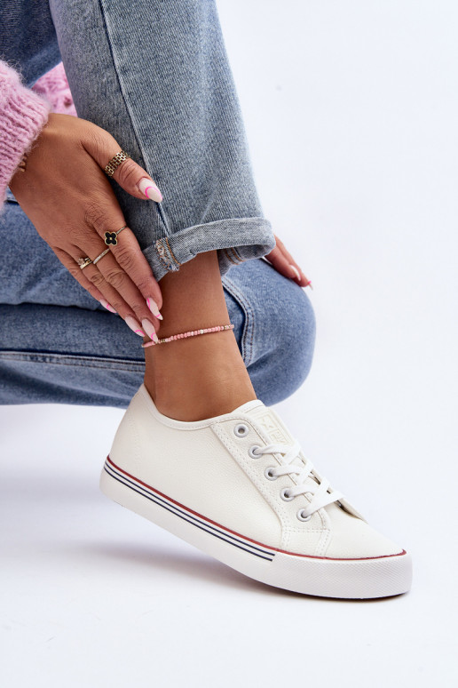 Dámske topánky vyrobené z ekokože v bielej farbe Lirean