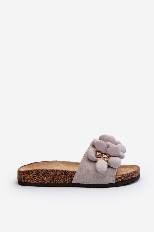 Dámske papuče s krásnymi detailmi v šedej farbe Bunlia