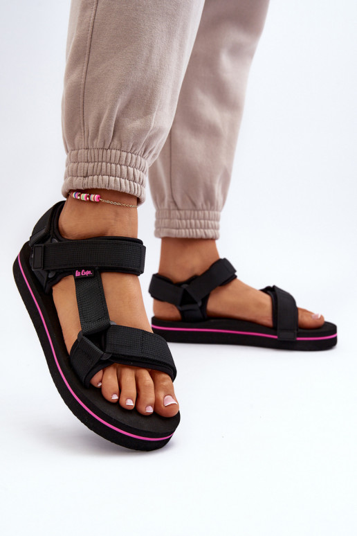 Dámske sandále s platformou Lee Cooper LCW-24-05-2751L čiernej farby Dámske sandále s platformou Lee Cooper LCW-24-05-2751L čiernej farby