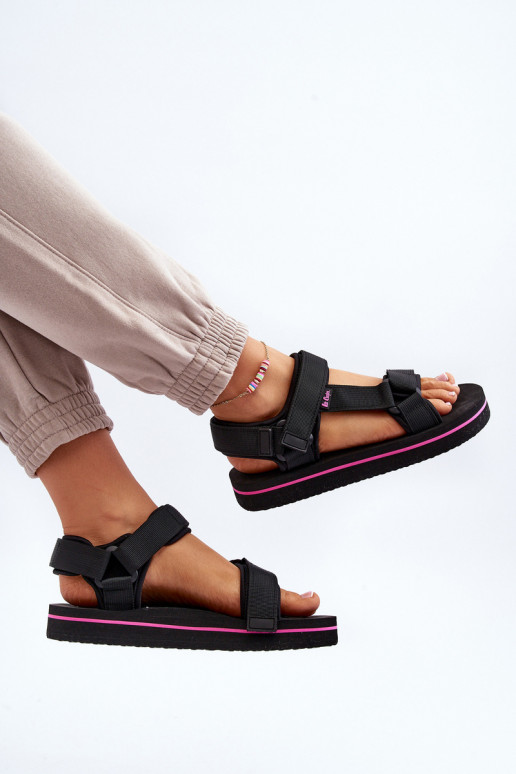 Dámske sandále s platformou Lee Cooper LCW-24-05-2751L čiernej farby Dámske sandále s platformou Lee Cooper LCW-24-05-2751L čiernej farby