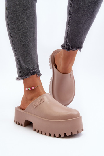 Papuče s módnou masívnou podrážkou Big Star NN274016 béžová