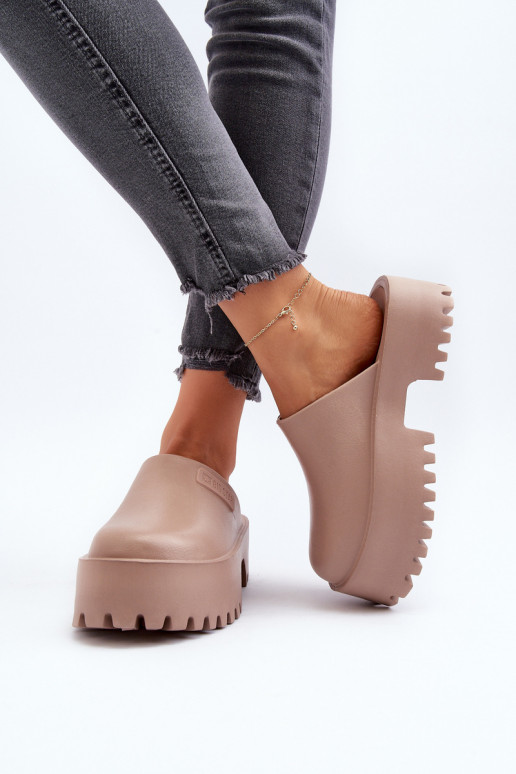 Papuče s módnou masívnou podrážkou Big Star NN274016 béžová