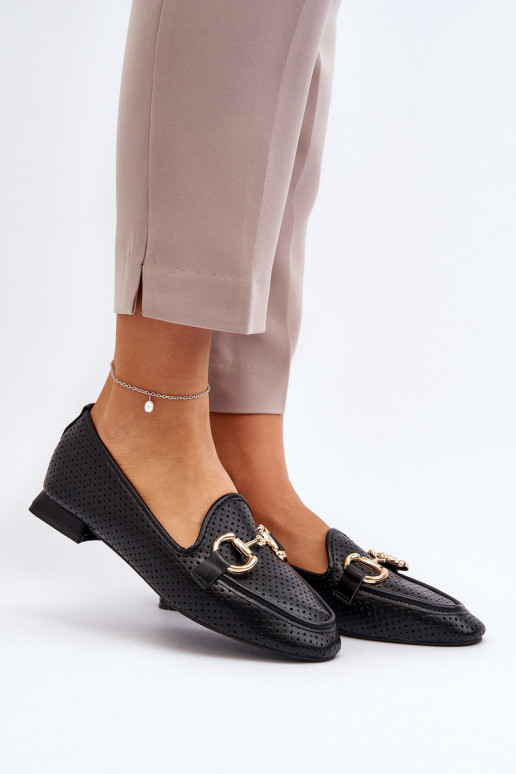 dámske mokasíny na širokých podpätkoch s ornamentami v čiernej farbe Iluvana