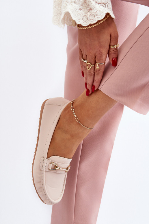 Klasický model Mokasíny s ornamentami béžovej farby Ainslee Klasický model Mokasíny s ornamentami béžovej farby Ainslee