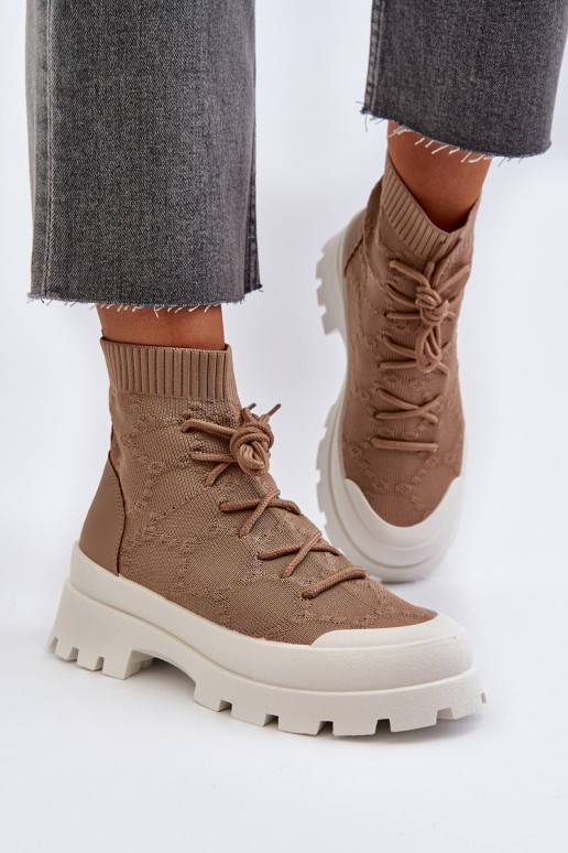 s stielkou ponožkového typu s stielkou ponožkového typu