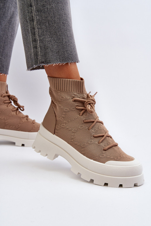 s stielkou ponožkového typu s stielkou ponožkového typu