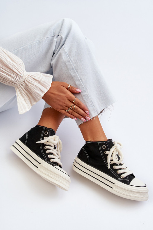 Ležérne topánky na platforme v čiernej farbe Aineri Ležérne topánky na platforme v čiernej farbe Aineri