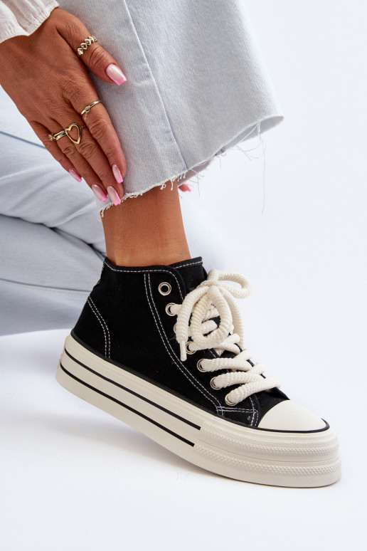 Ležérne topánky na platforme v čiernej farbe Aineri Ležérne topánky na platforme v čiernej farbe Aineri