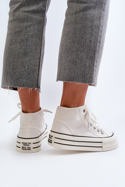 Ležérne topánky na platforme v bielej farbe Aineri Ležérne topánky na platforme v bielej farbe Aineri