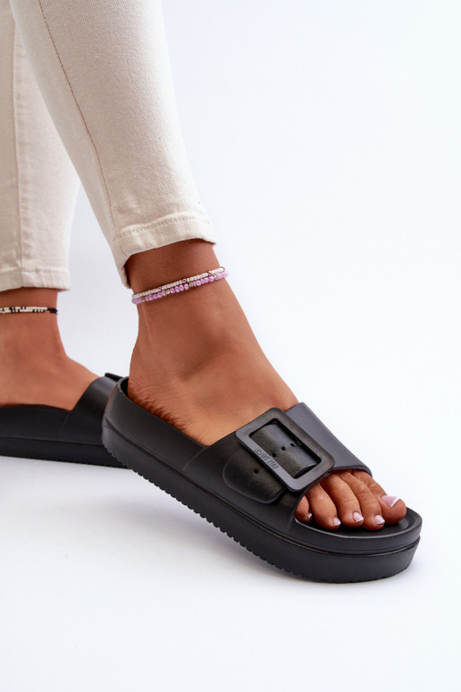 Ľahké šľapky s prackou platformou Big Star NN274A662 čierne