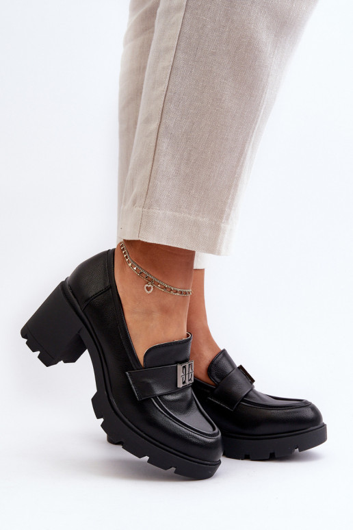 topánky na širokom podpätku s ornamentami v čiernej farbe Ranunca