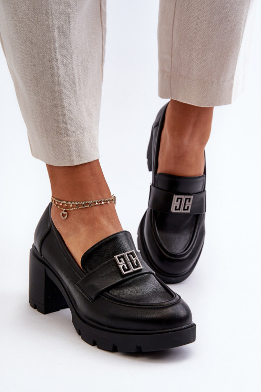 topánky na širokom podpätku s ornamentami v čiernej farbe Ranunca